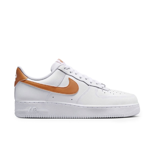 Tenis Nike Air Force 1 '07 Branco/marrom