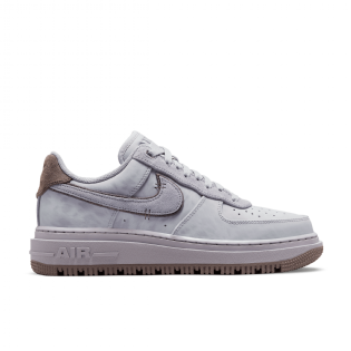 Tênis Nike Air Force 1 Luxe Roxo