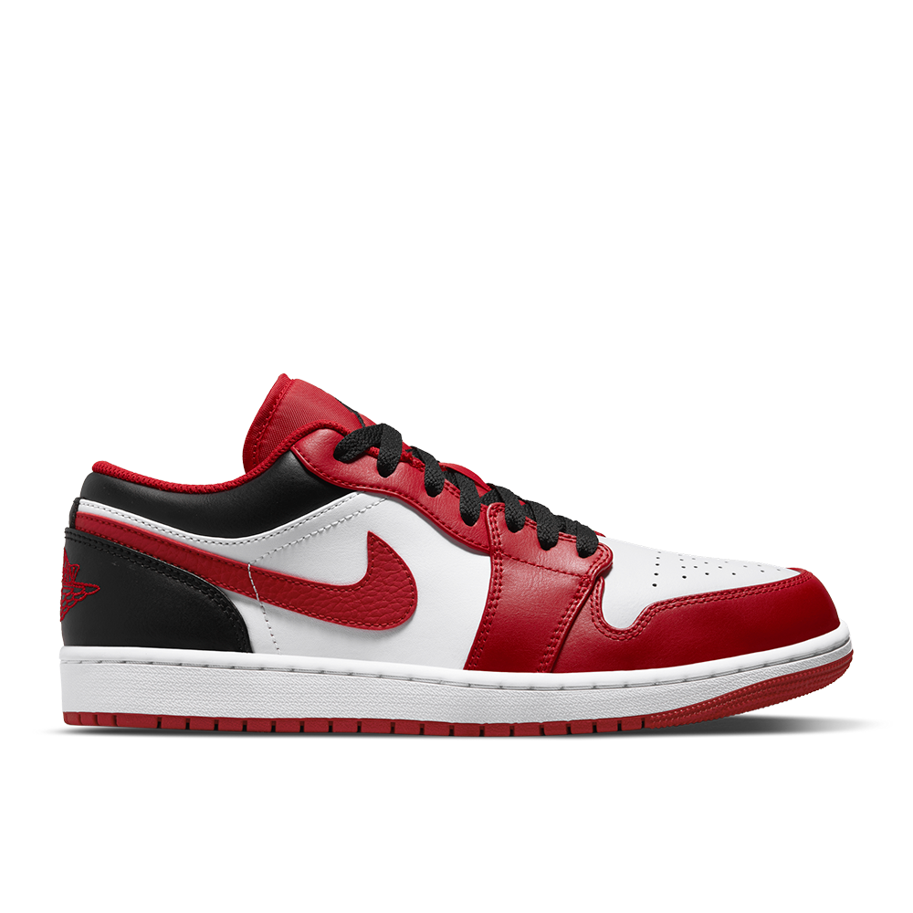 Tênis Nike Air Jordan 1 Low " Bulls " Branco/vermelho