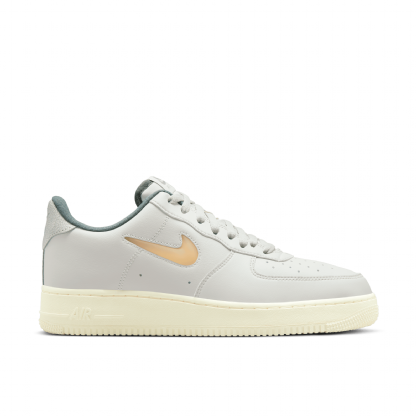 Tênis Nike Air Force 1 07 Lx Vtg Cinza