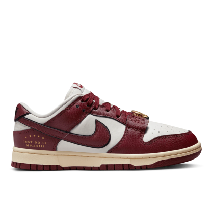 Tênis Nike Feminino Dunk Low “ Just Do It ” Vermelho