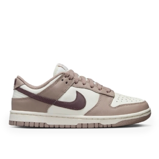 Tênis Nike Feminino Dunk Low " Diffused Taupe " Branco/bege