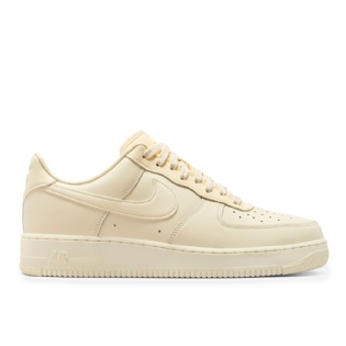 Tênis Nike Air Force 1 "coconut Milk" Bege