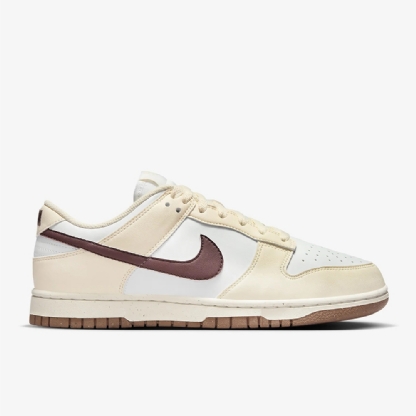 Tênis Nike Feminino Dunk Low " Coconut Mauve " Bege