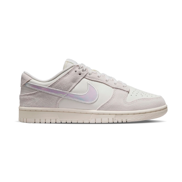 Tênis Feminino Nike Dunk Low ''iridescent Swoosh'' Creme