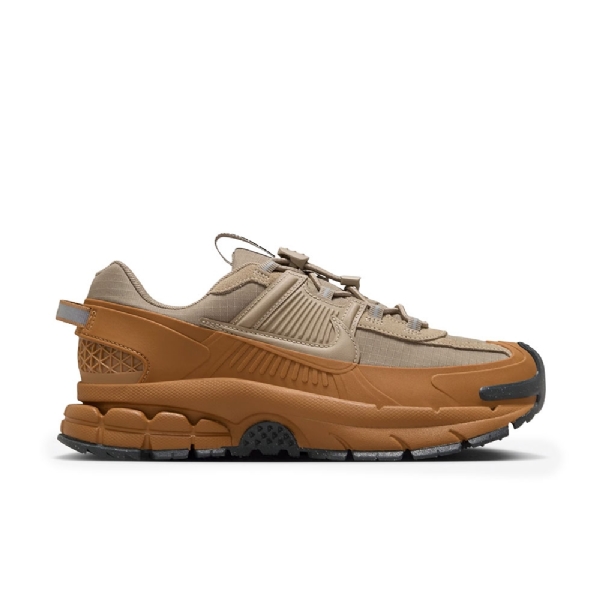 Tenis Nike W Zoom Vomero Roam Marrom