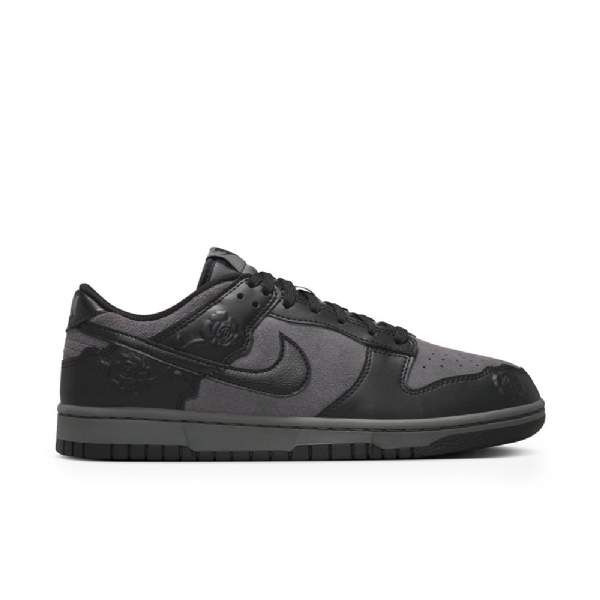 Tenis Nike Dunk Low Black Roses Preto