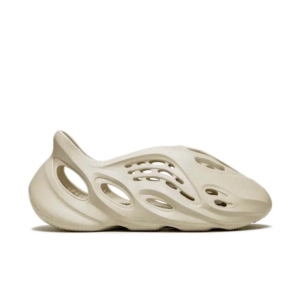 新品adidas YEEZY Foam Runner 27.5cm Yeezy Foam Runner Bege