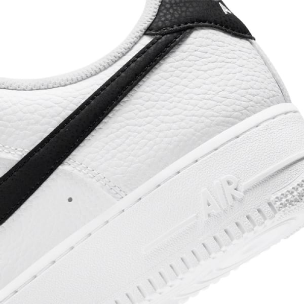 Tênis Nike Air Force 1 '07 Branco/preto