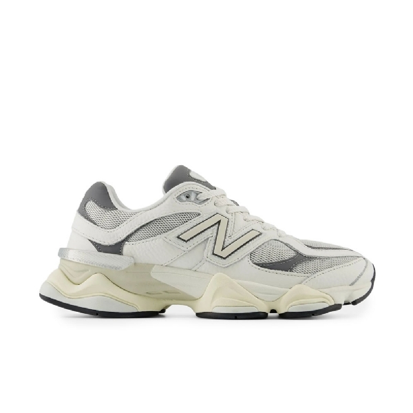 Tênis New Balance 9060 Bege