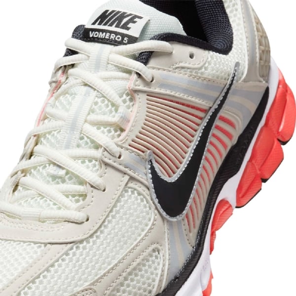 Tênis Nike Zoom Vomero 5 Bege/laranja