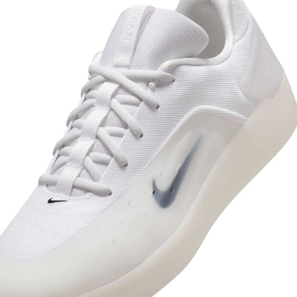 Tênis Nike Sb Zoom Nyjah 4 Branco