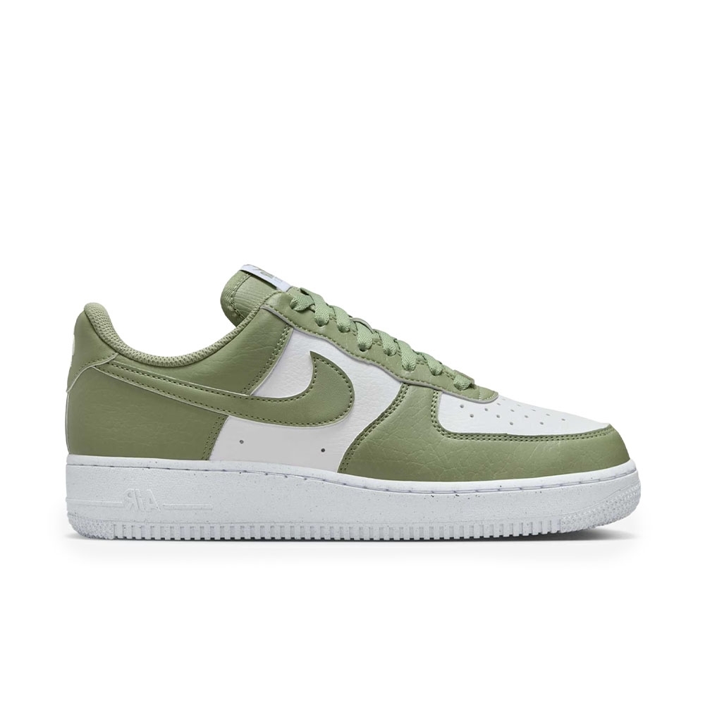Tênis Nike Air Force 1 07 Next Nature Verde/branco