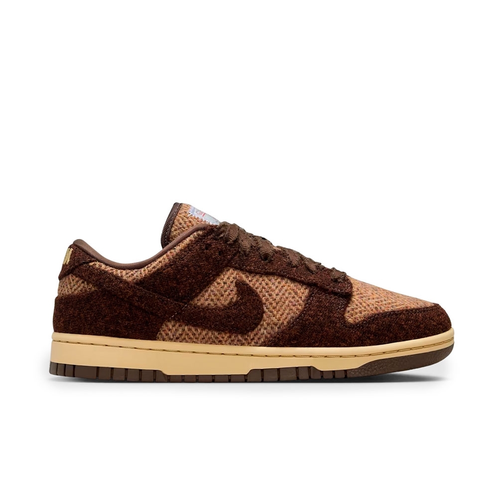 Tênis Nike Dunk Low Marrom