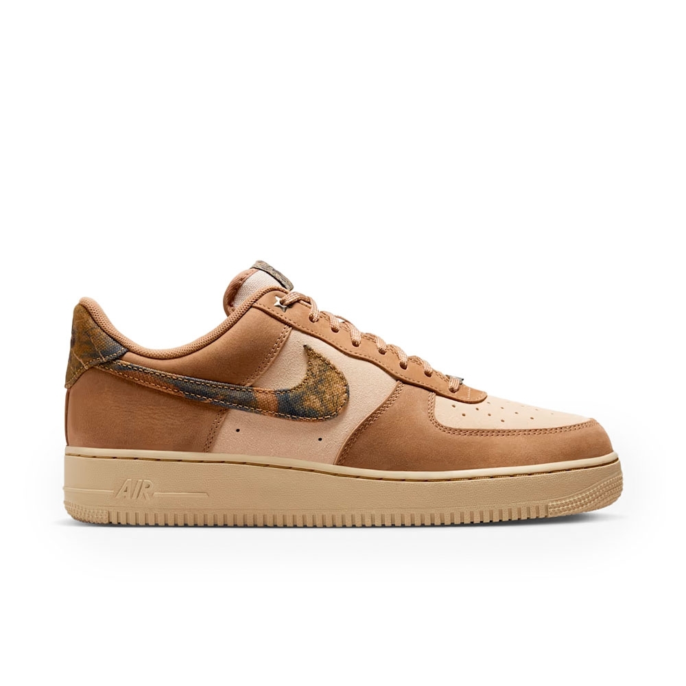 Tênis Nike Air Force 1 07 Marrom/bege