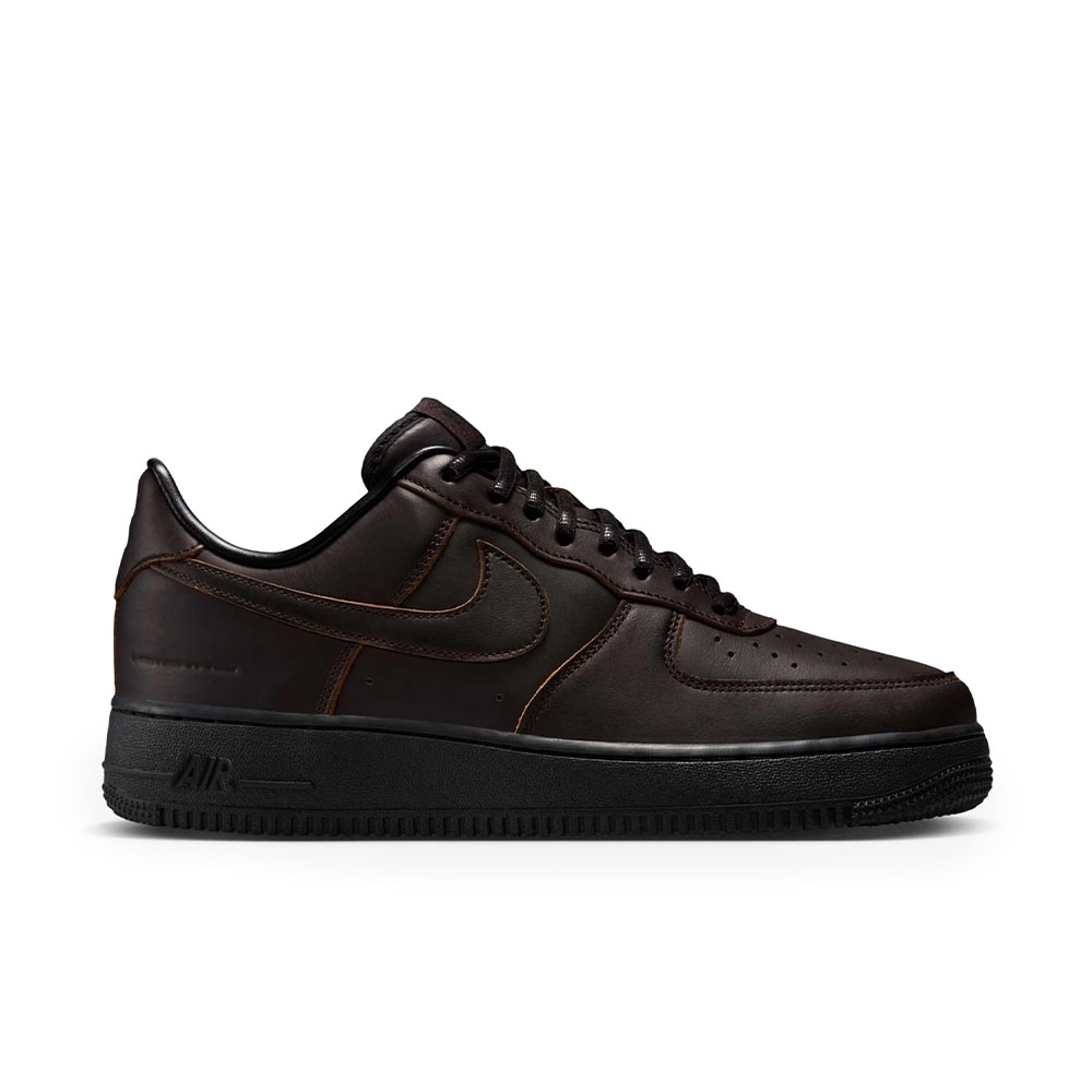 Tênis Nike Air Force 1 07 Marrom/preto