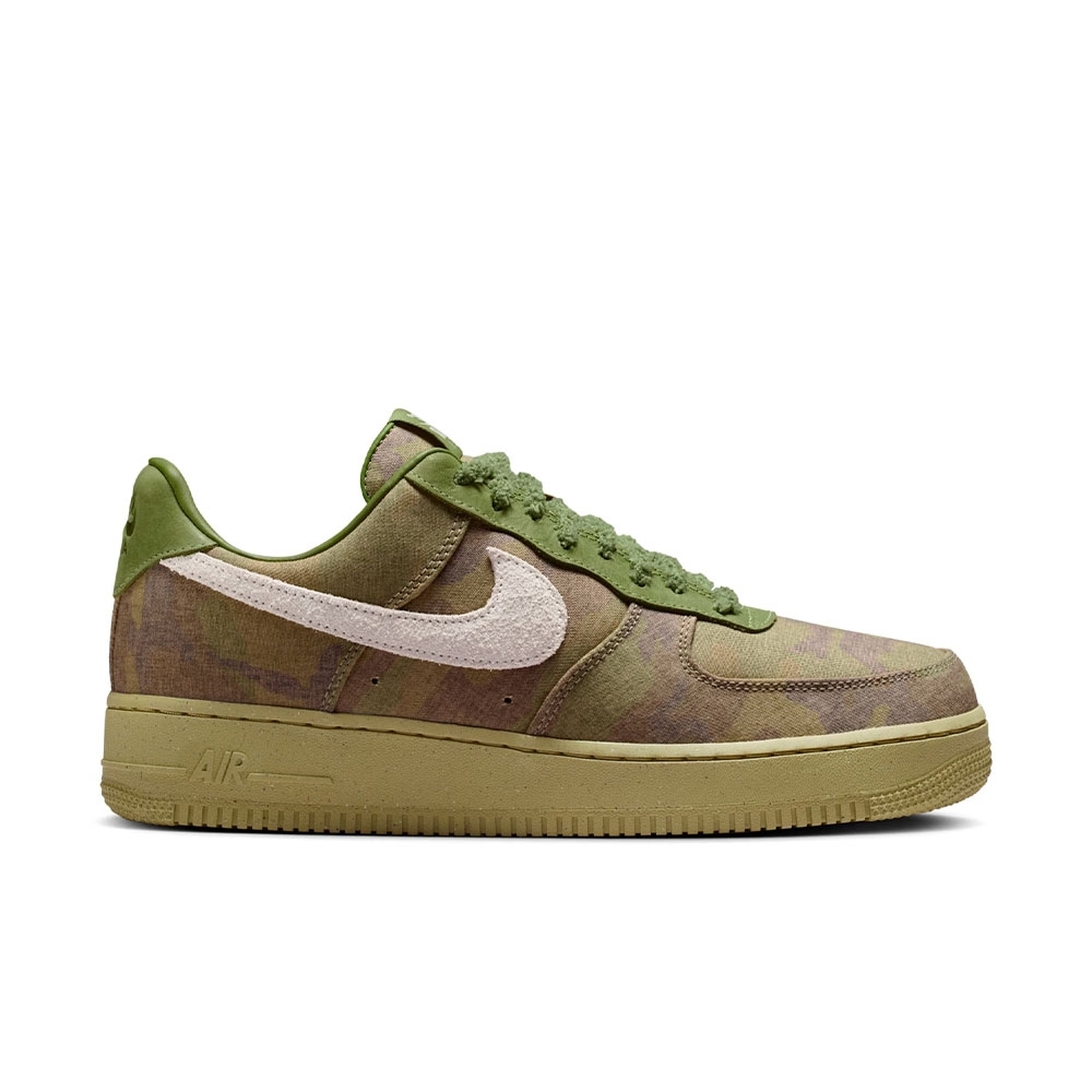 Tênis Nike Air Force 1 Low Camuflado