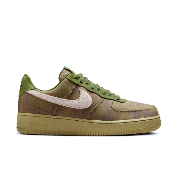 Tênis Nike Air Force 1 Low Camuflado