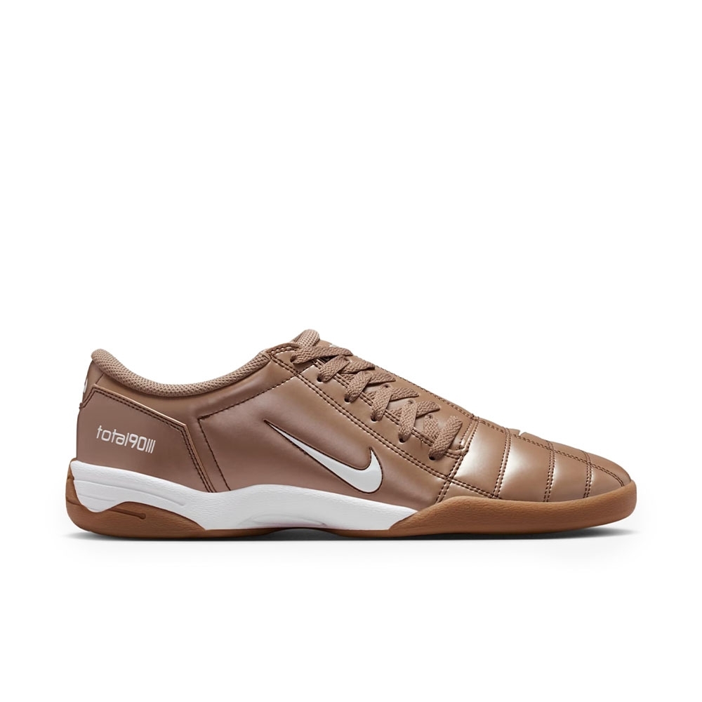 Tênis Nike Total 90 Marrom