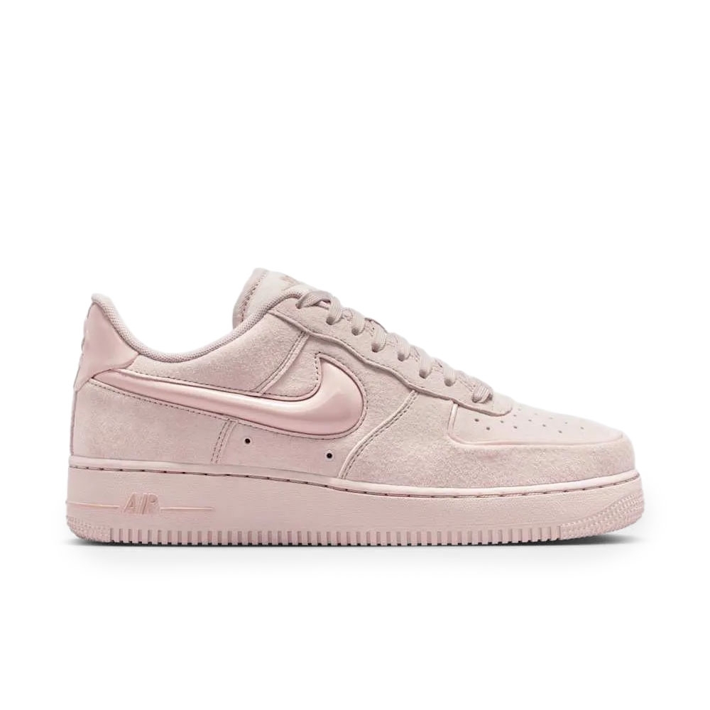 Tênis Nike Air Force 1 07 Rosa