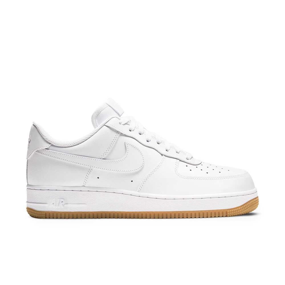 Tênis Nike Air Force 1 07 Branco/marrom