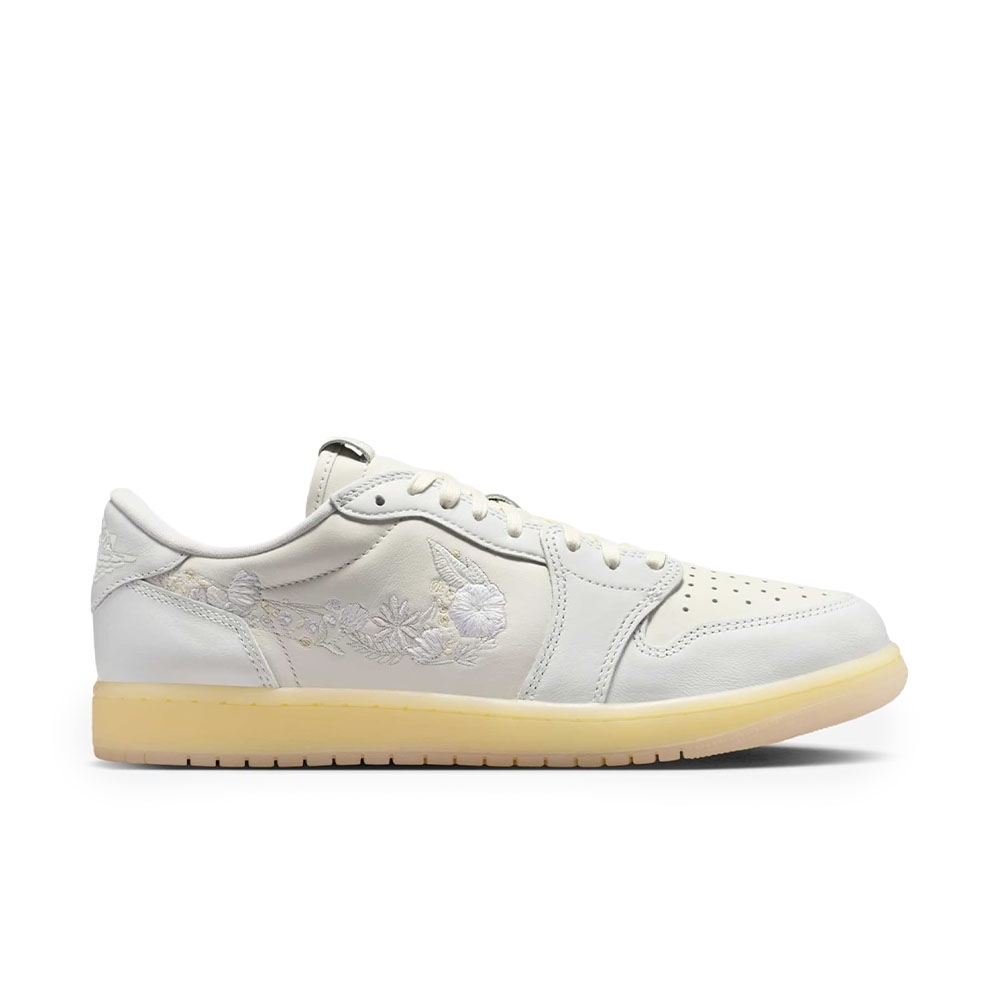 Tênis Niike Air Jordan 1 Low Og Bege