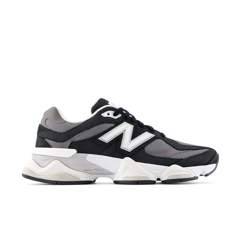 Tênis New Balance 9060 Preto/verde