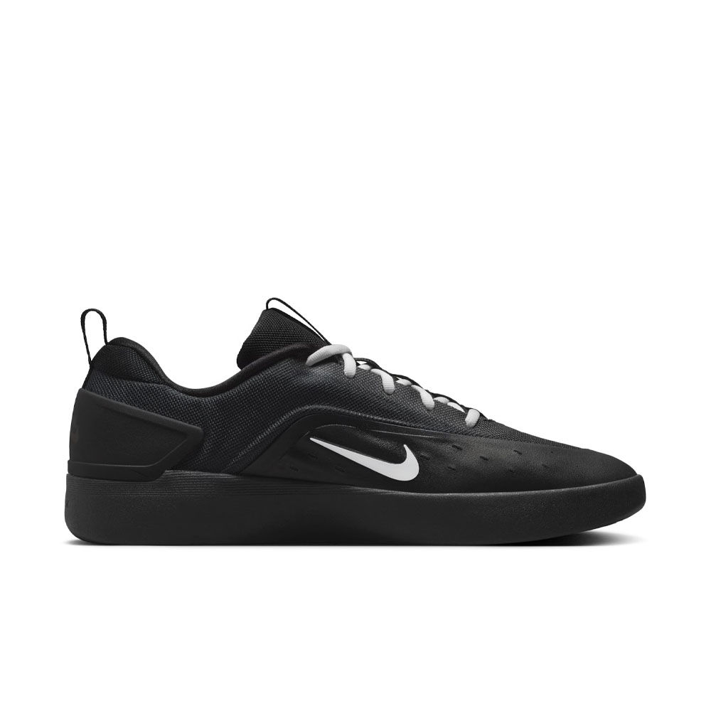 Tênis Nike Sb Zoom Nyjah 4 Preto/branco