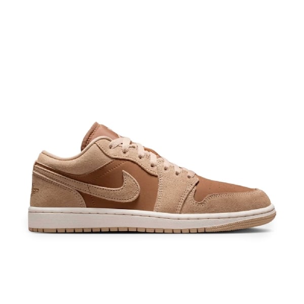 Tênis Nike Air Jordan 1 Low Bege