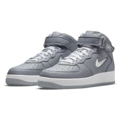 Tênis Nike Air Force 1 Mid Qs Cinza