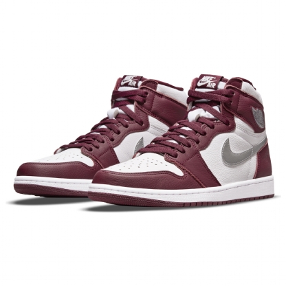 Tênis Nike Air Jordan 1 Retro High Og Branco/vinho