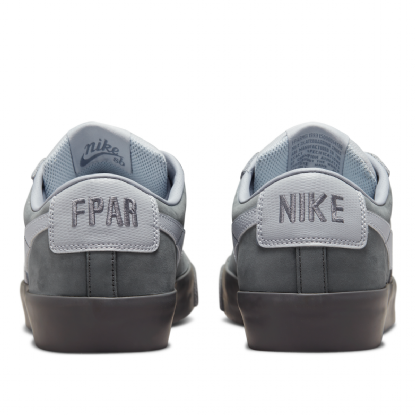 Tênis Nike Sb Zoom Blazer Low Cinza