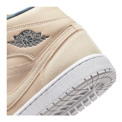 Tênis Nike Feminino Air Jordan 1 Mid Se " Sanddrift " Bege