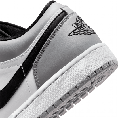 Tênis Nike Air Jordan 1 Low Preto/branco