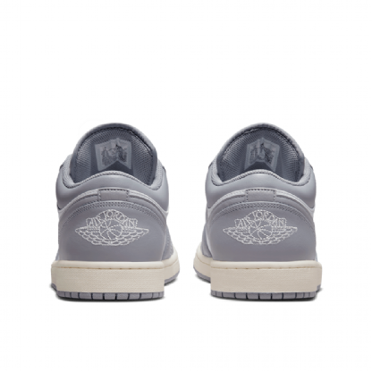 Tênis Nike Air Jordan 1 Low Branco/cinza