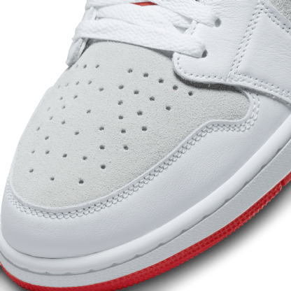 Tênis Nike Air Jordan 1 Zoom Comfort. Branco/cinza