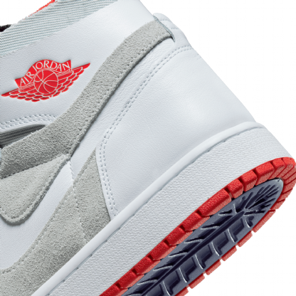 Tênis Nike Air Jordan 1 Zoom Comfort. Branco/cinza
