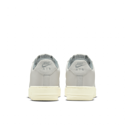 Tênis Nike Air Force 1 07 Lx Vtg Cinza