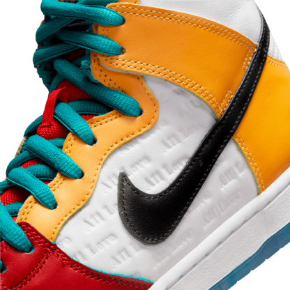 Tênis Nike Sb Dunk High Pro Qs Colorido