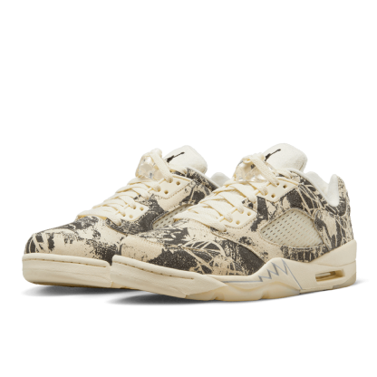 Tênis Nike Feminino Air Jordan 5 Retro Low Estampado