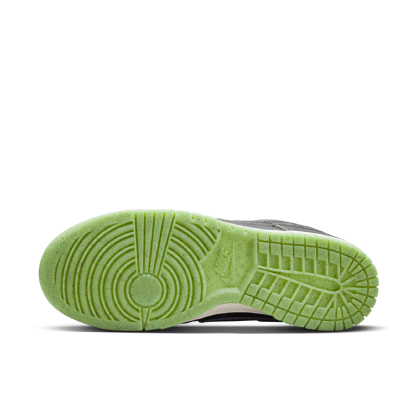 Tenis Nike Dunk Low Retro Prm Cinza