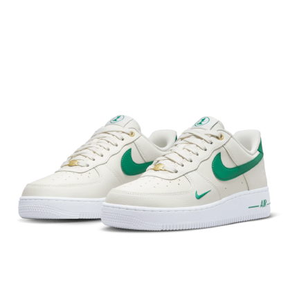 Tênis Nike Feminino Air Force 1 07 Se " 40th Anniversary " Branco/verde