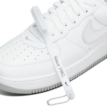 Tênis Nike Air Force 1 Low Retro Branco