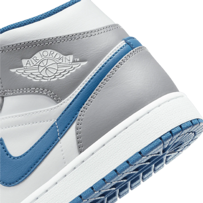 Tênis Nike Air Jordan 1 Mid " Cement True Blue " Cinza/azul