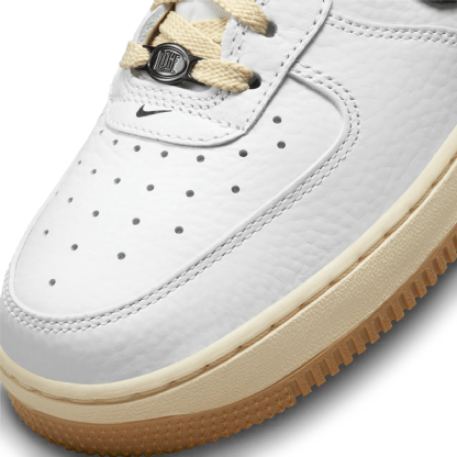 Tênis Nike Feminino Air Force 1 " Command Force " Branco