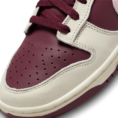Tênis Nike Dunk Low Retro " Valentine S Day " Bege/vinho