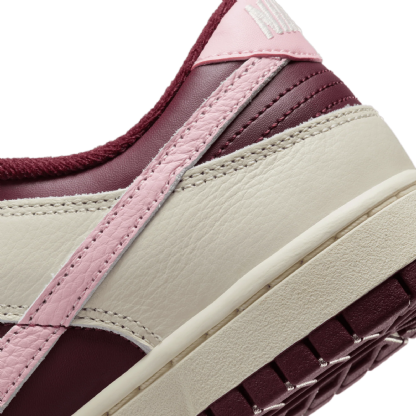 Tênis Nike Dunk Low Retro " Valentine S Day " Bege/vinho