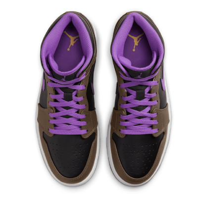 Tênis Nike Air Jordan 1 Mid " Palomino " Marrom