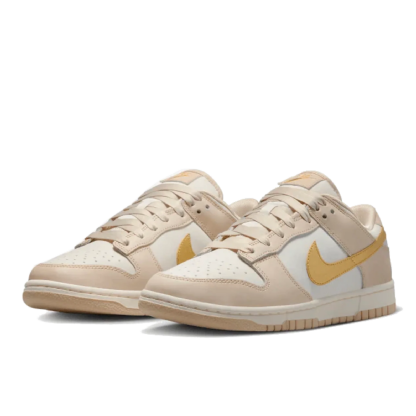 Tênis Nike Feminino Dunk Low " Gold Swoosh " Bege
