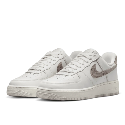 Tênis Nike Feminino Air Force 1 07 " Sail Snakeskin " Branco
